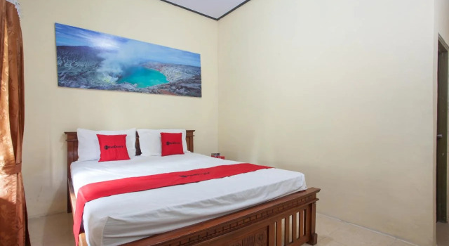 RedDoorz near Wisata Kawah Ijen, Boek Hotel Tamansari Indonesië
