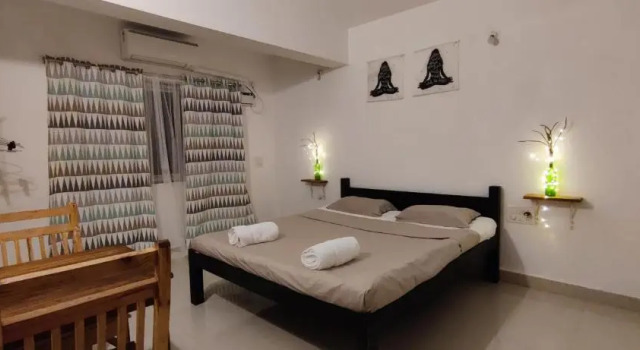 J-House, spacious apartments with balconies, Thalassa 1min away, Rezervovat Apartmán Siolim Severní Goa