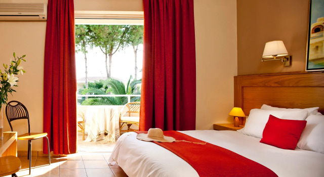 Семейный номер Standard с балконом Ionian Sea Hotel & Villas - Aqua Park