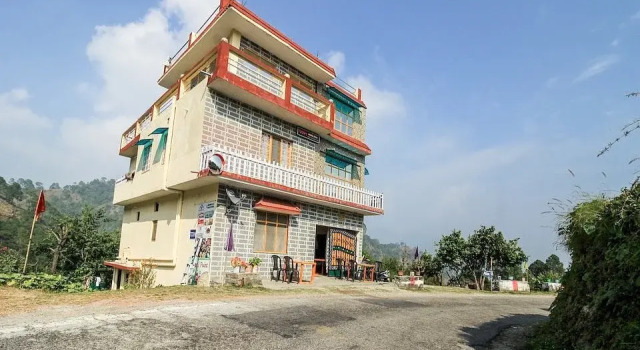 Gopi Home Stay, Забронировать Отель Нойда штат Уттар-Прадеш