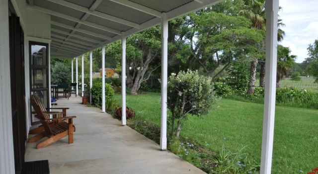 Jacaranda Lodge