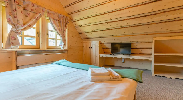 Cabane de Poveste, Varaa Hotelli Hotellit Prahova Valley pysäköinnillä, Pysäköinti