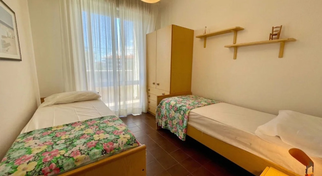 Апартаменты с 2 комнатами с балконом и с видом на город Flat a few Steps From the Beach