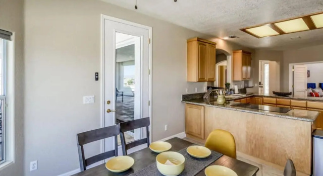Коттедж 360 Lake Havasu Views with Pool & BBQ!