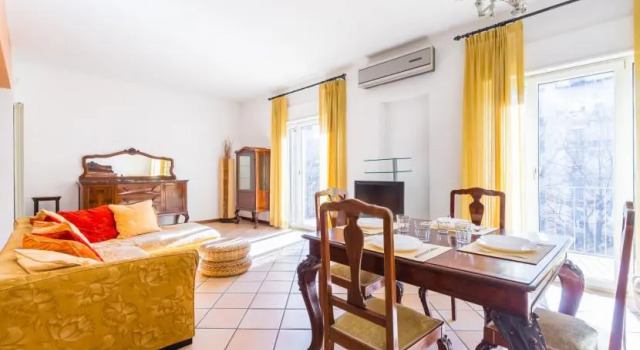 Flat 110M² 3 Bedrooms 2 Bathrooms - Naples