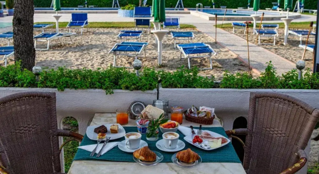 Двухместный номер Economy Hotel Villa Sara with pool and parking near Venice