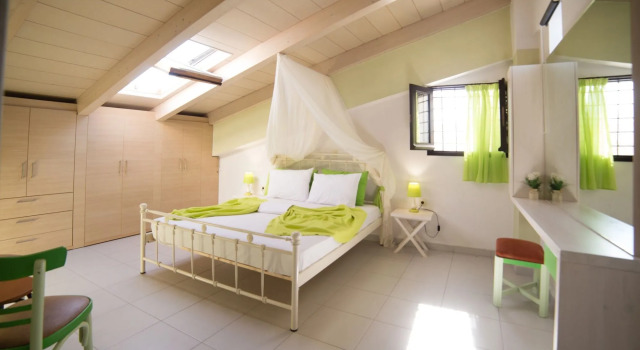 AC Homes Christos, Rezerwuj Hotel Hotele w Retimno z parkingiem, Parking