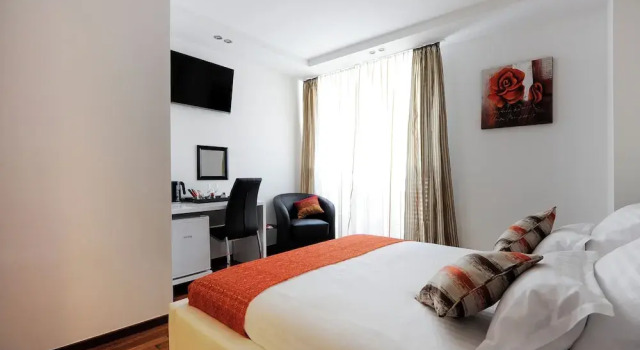 Номер Classic Main Street Studio and Rooms