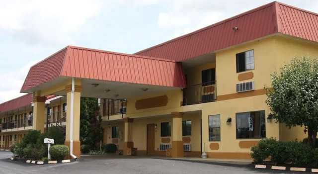 Express Inn & Suites Trion, Prenota Hotel Hotel e alloggi a Trion, Hotel