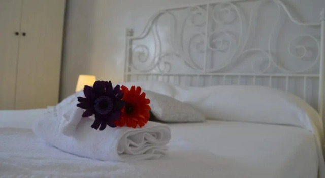 B&B Mirò, Book Apartment Hotels in Sicily with Parking, Parking