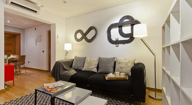 Fuencarral Apartments by Flatsweethome, Boek Appartement Chamberi Madrid, in de buurt van Edificio Grassy