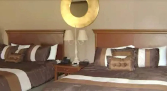 Четырёхместный номер Standard Talbot Trail Inn & Suites