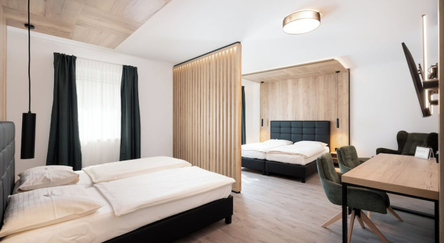Четырёхместный семейный номер Standard City Hotel Stockerau