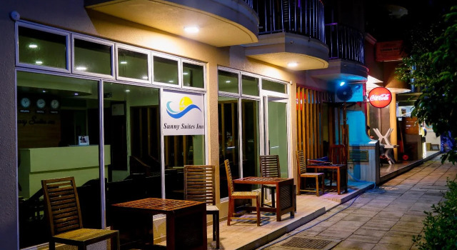 Sunny Suites Inn, Buchen Sie Hotel Hotels in Kaafu mit Parkplatz, Parkplätze