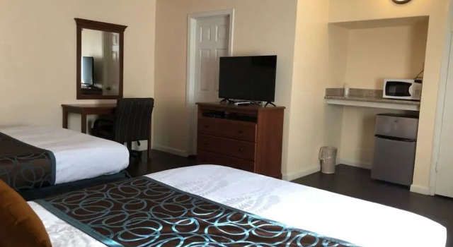Standard Vierer Zimmer Turtle Bay Lodge