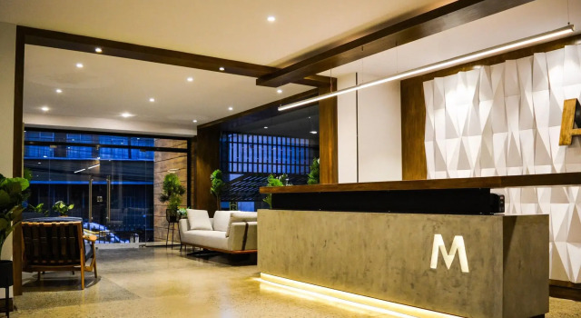 Madero Hotel & Suites, Забронировать Отель Отели в центре Ла-Пас с завтраком, отели в центре Ла-Пас с завтраком