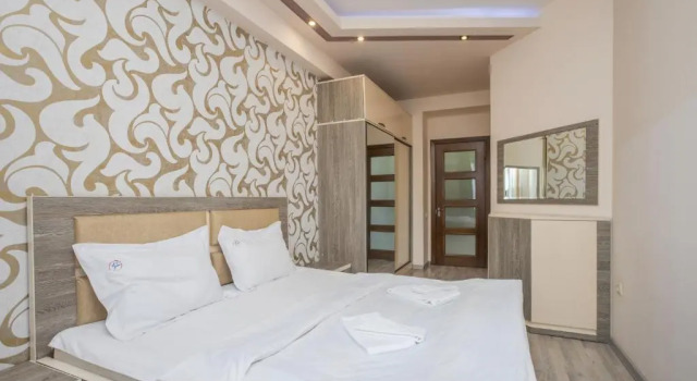 Stay Inn Apartments at Mashtots avenue 33-1, Забронировать Апартаменты/квартира Отели Еревана с парковкой, рядом с Площадь Республики, Парковка