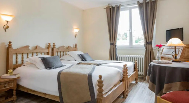 Двухместный номер Standard Hôtel Restaurant Le Bristol