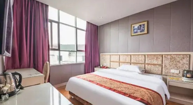 Люкс Dongfu Fashion Hotel