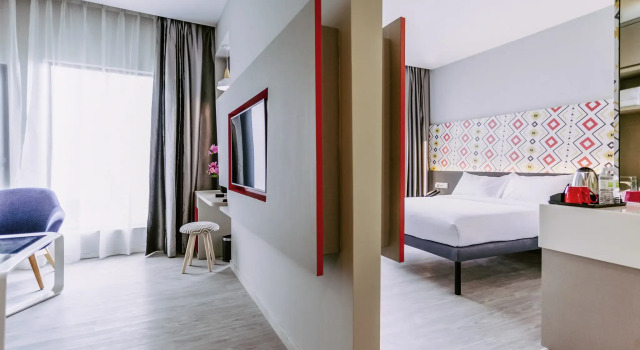 Люкс Deluxe ibis Styles Kota Bharu