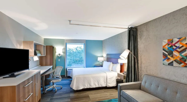 Двухместная Hearing accessible студия Home2 Suites By Hilton Tampa USF Near Busch Gardens