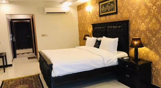 Номер Deluxe Royaute Luxury Hotel Sialkot