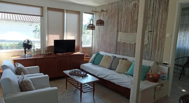 Hütte 2 Schlafzimmer Ευχάριστο εξοχικό σπίτι με κήπο και parking