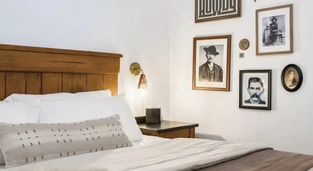 Номер Economy Inn History Tombstone