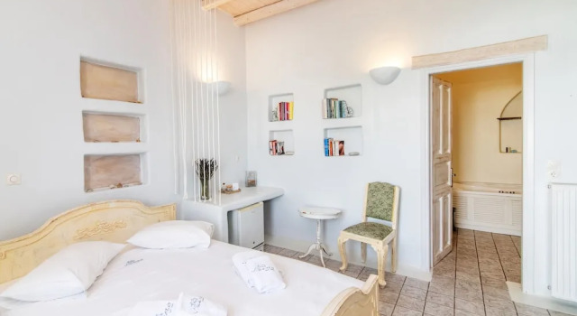 Номер Deluxe с балконом Vincenzo Family Rooms