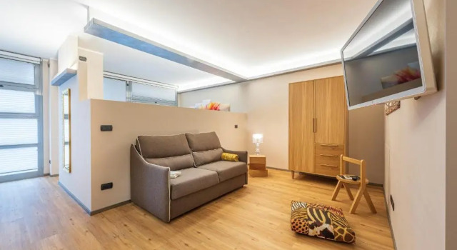 Room 176, Alba Town, Забронировать Отель Отели Пьемонта с парковкой, Парковка