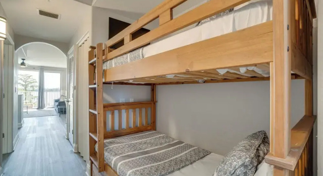 Апартаменты 1 Mi to Disney World: Lakefront Condo in Orlando!