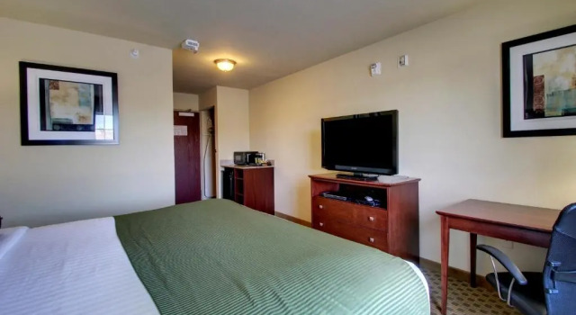 Standard Zimmer Stanton Inn & Suites