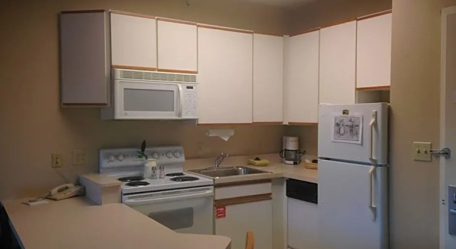 Студия CrestHill Suites SUNY University Albany