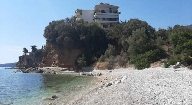 Апартаменты Lydias House