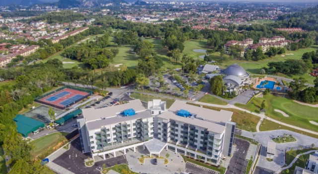 Кровать в общем номере Meru Suites at Meru Valley Resort