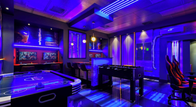 Коттедж Extraordinary 10br Private Pool Spa Near Disney