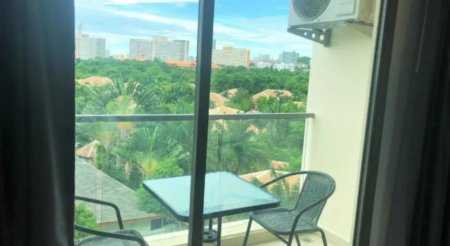Laguna beach resort 2 studio condo Pattaya