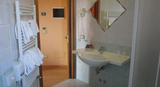 Полулюкс Hotel Al Sole - ENJOY HOLIDAY
