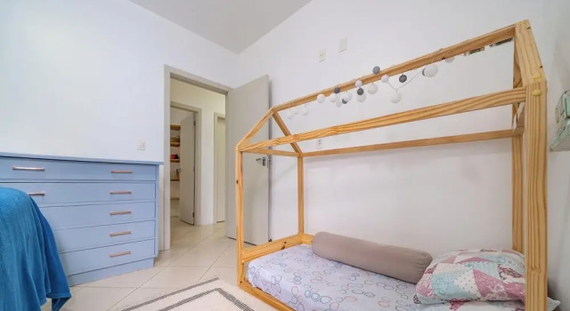 4BR Home w/ BBQ 100m From Beach Jat0355, Забронировать Апартаменты/квартира Бомбиньяс Санта-Катарина