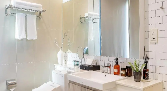 Двухместный номер Standard с балконом Oakwood hotel & Residence Sri Racha