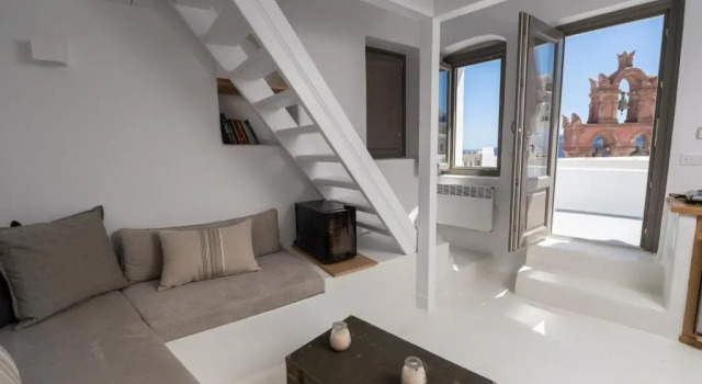 Astrea Suites Notus Dome House