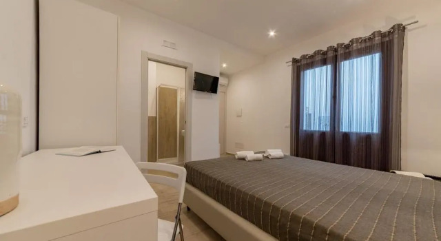 B&B room86, Book Bed and Breakfast Hotels in Sicily with Parking, Parking