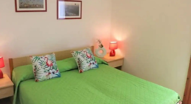 Colorful Flat With sea View