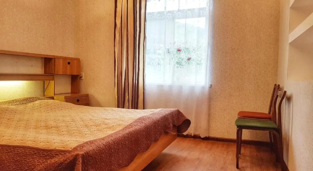 Guledanebi Guest House, Prenota Affittacamere Hotel a Samegrelo Zemo-Svaneti con parcheggio, Parcheggio