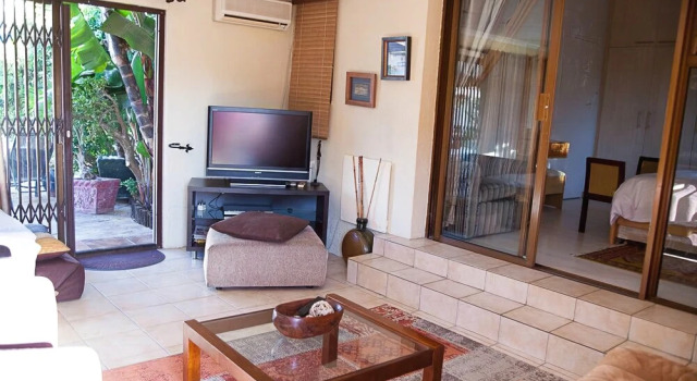 Pelican Place Guest Cottages