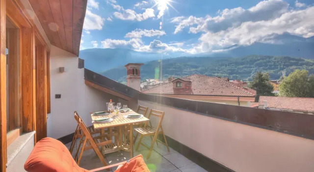Sunny Penthouse, Prenota Appartamento Oulx Val di Susa