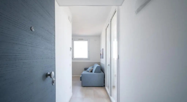 Stylish Residenza Torre Bianca 2 Bedroom Apartment Sleeps 5