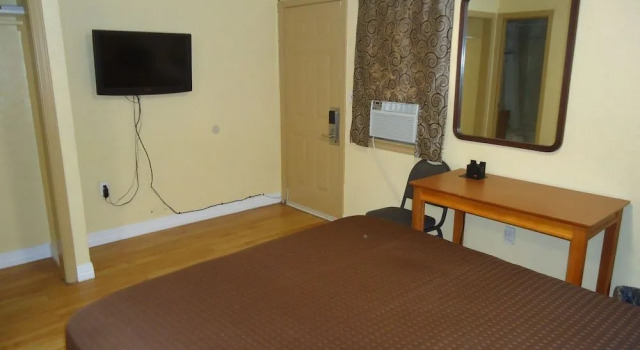 Budget Inn, Rezerwuj Mini-hotel Hotele w Lawton z parkingiem, Parking