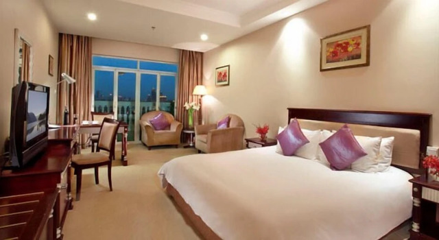 Golden River-View Hotel, Varaa Hotelli Zhabei 