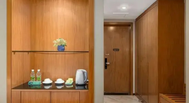 Camera Standard Bai Li Holiday Hotel (Enping Aofeng Square)